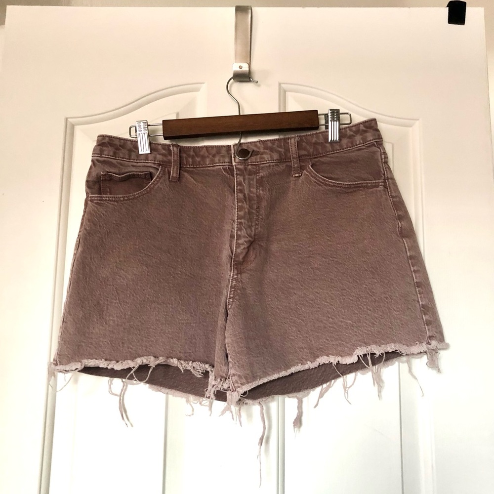 NWOT Universal Thread Dusty Brown Frayed Denim Shorts